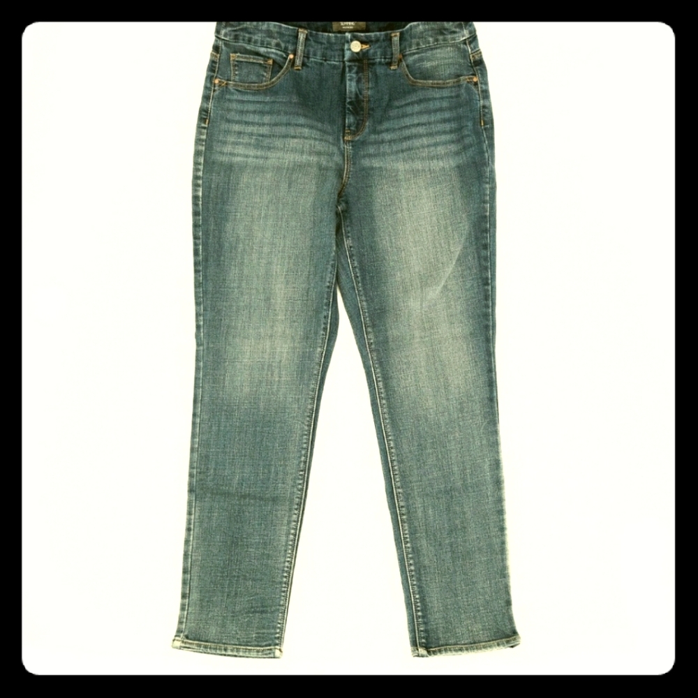 Chico's Jeans So Slimming Girlfriend Crop Mid Rise